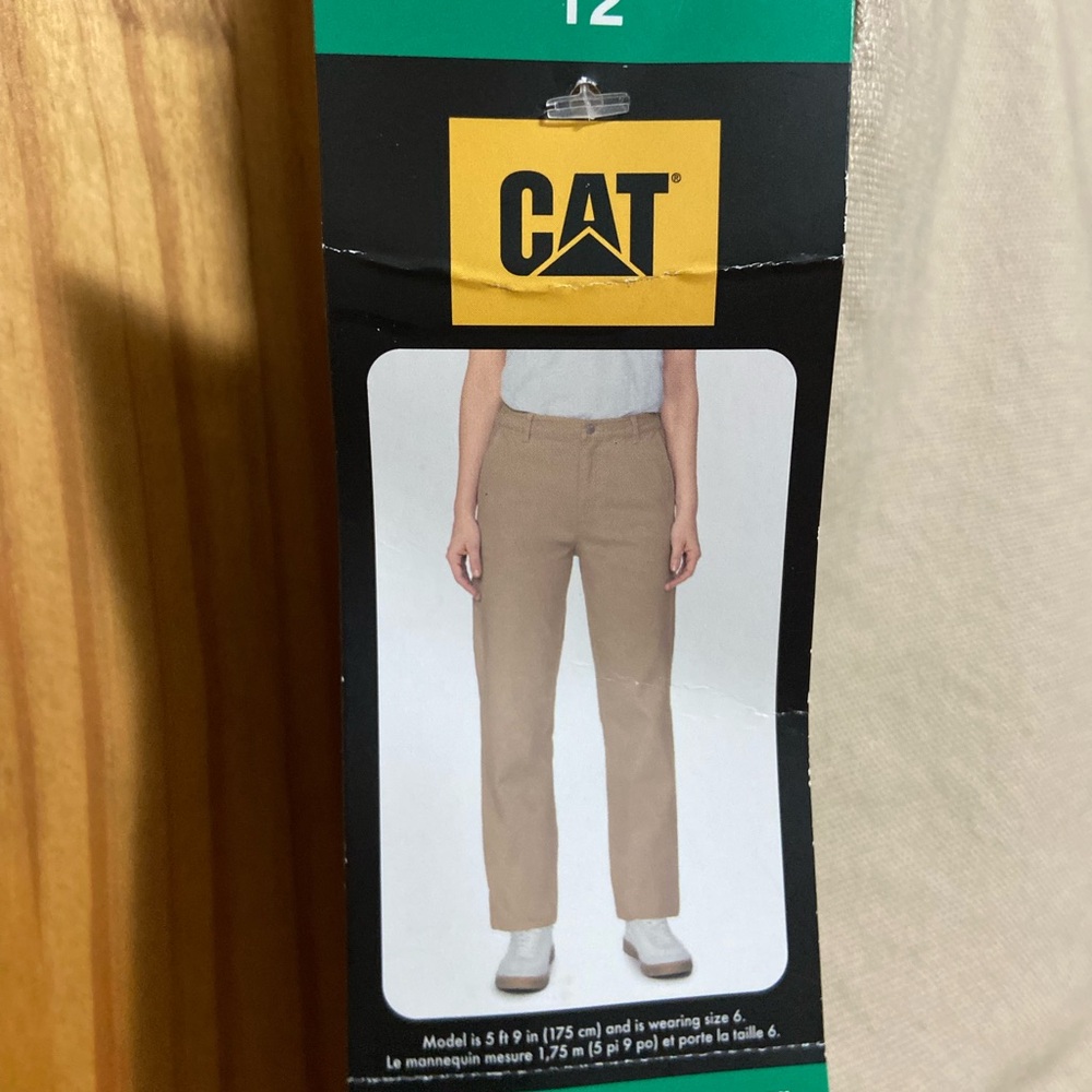 ☀️3for$20 Caterpillar Women's Cream Pants size 12 inseam 29.5 - Picture 2 of 4